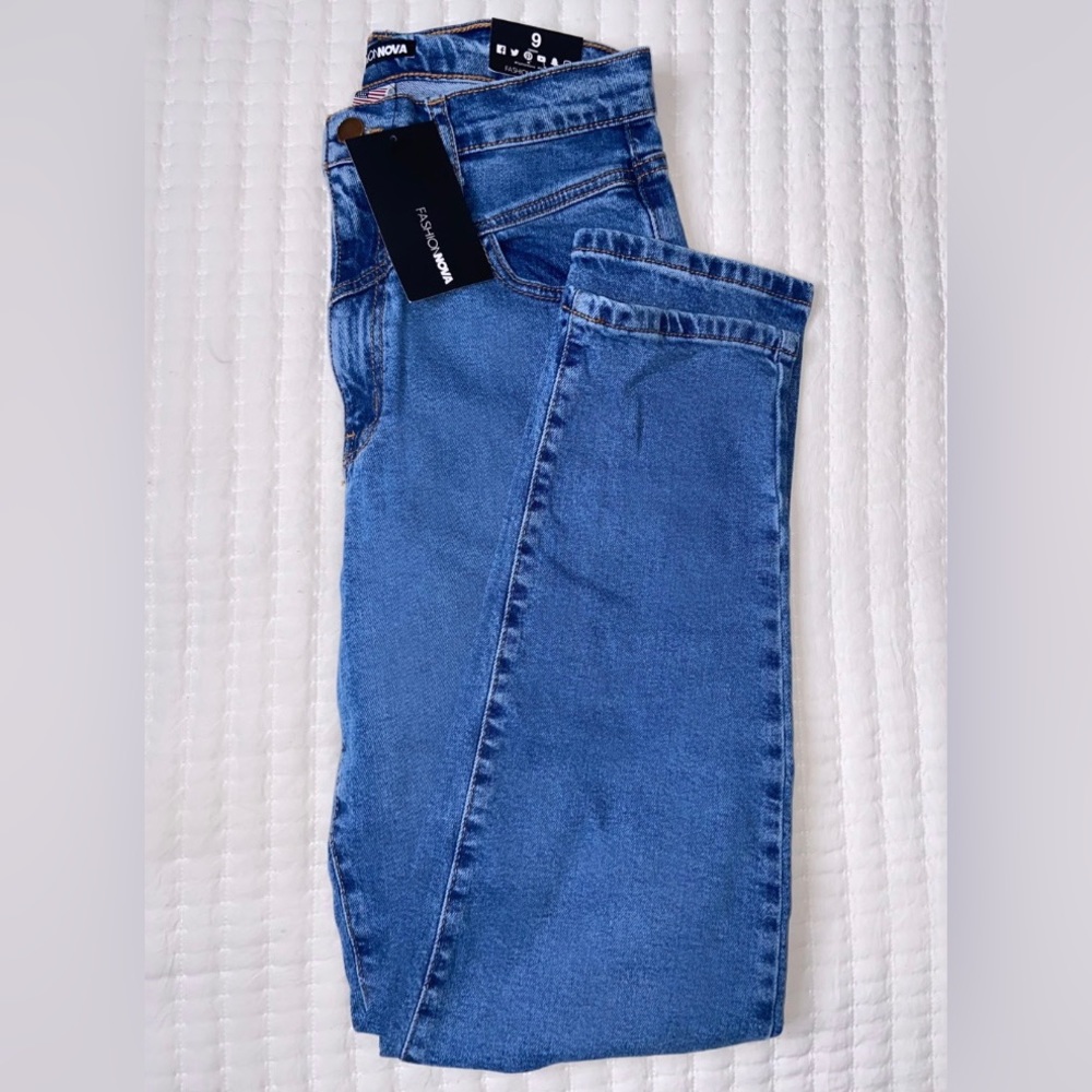 Fashion Nova Mom jeans